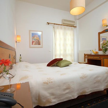 Barbouni Hotel & Studios Naxos City 外观 照片