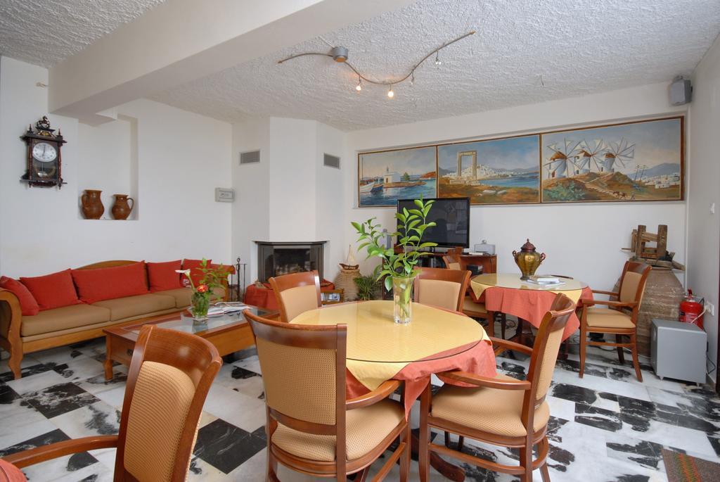 Barbouni Hotel & Studios Naxos City 外观 照片