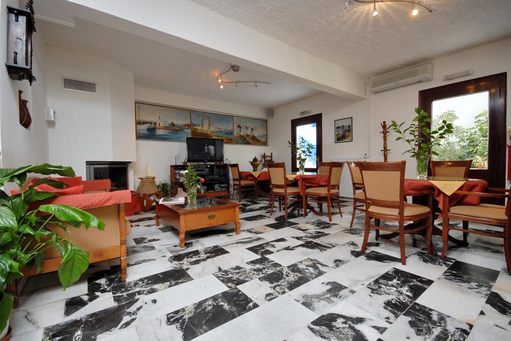 Barbouni Hotel & Studios Naxos City 外观 照片