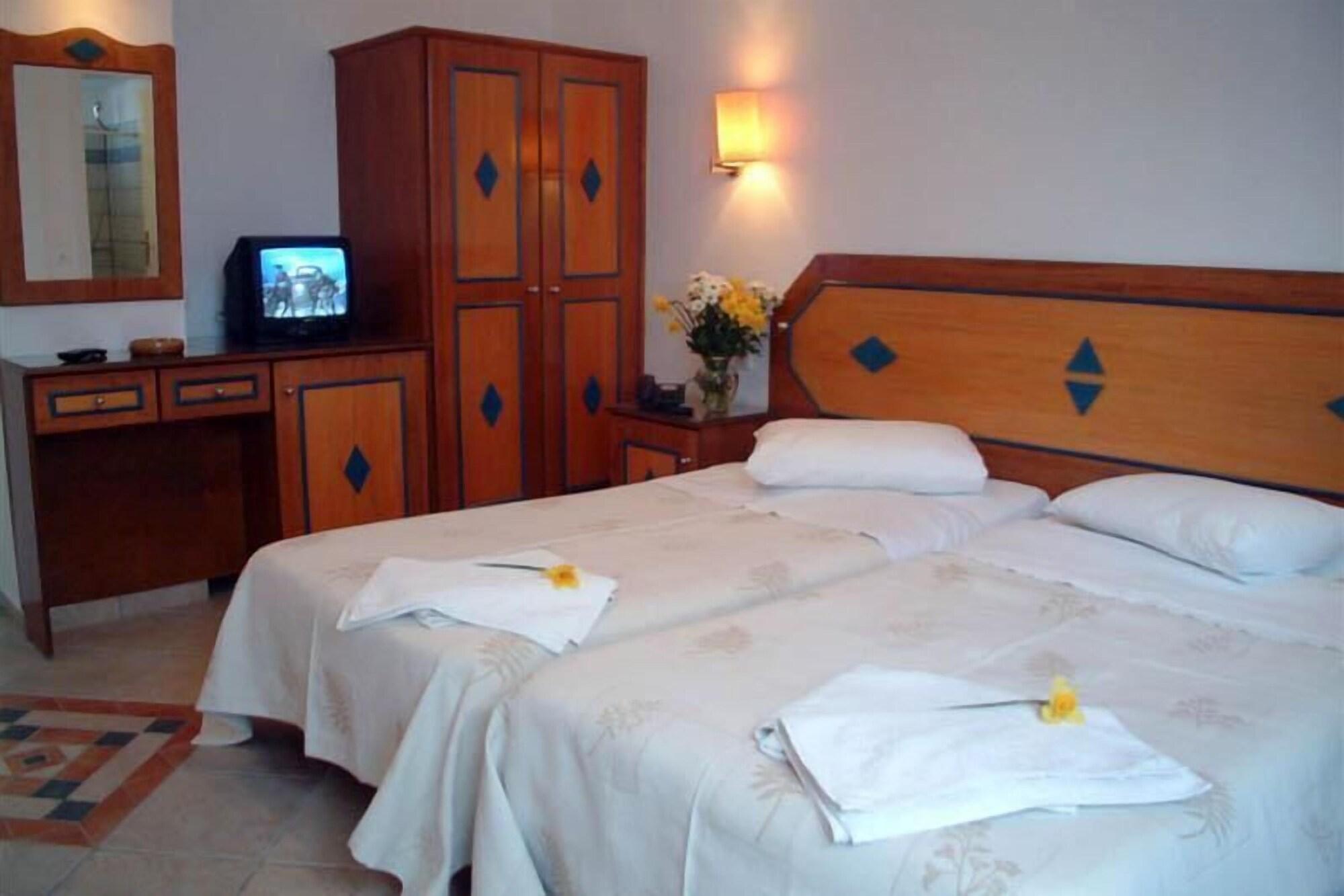 Barbouni Hotel & Studios Naxos City 外观 照片